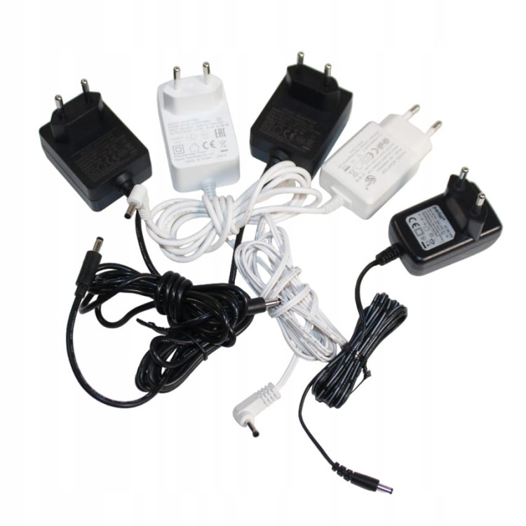 Zasilacz Ładowarka uniwersalna DC 24V 0.5A-0.9A 12W do 24W wtyczka mix.jpg