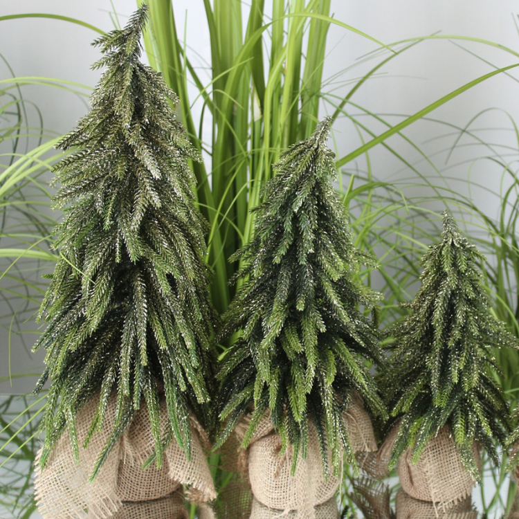 Choinka-w-jucie-ze-zlotym-brokatem-ozdoba-swiateczna-drzewko-H44-DEcodomi-Kod-producenta-134056.png