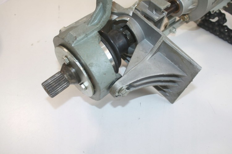 Oś napędowa z mechanizmem różnicowym do traktorków ogrodowych Stiga.jpg