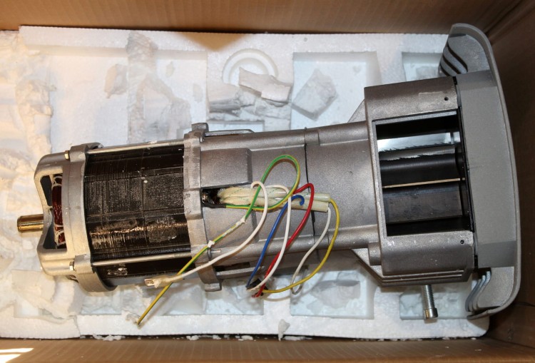 Silnik przekładnia 2100 W Stiga 1716-0159-01.jpg