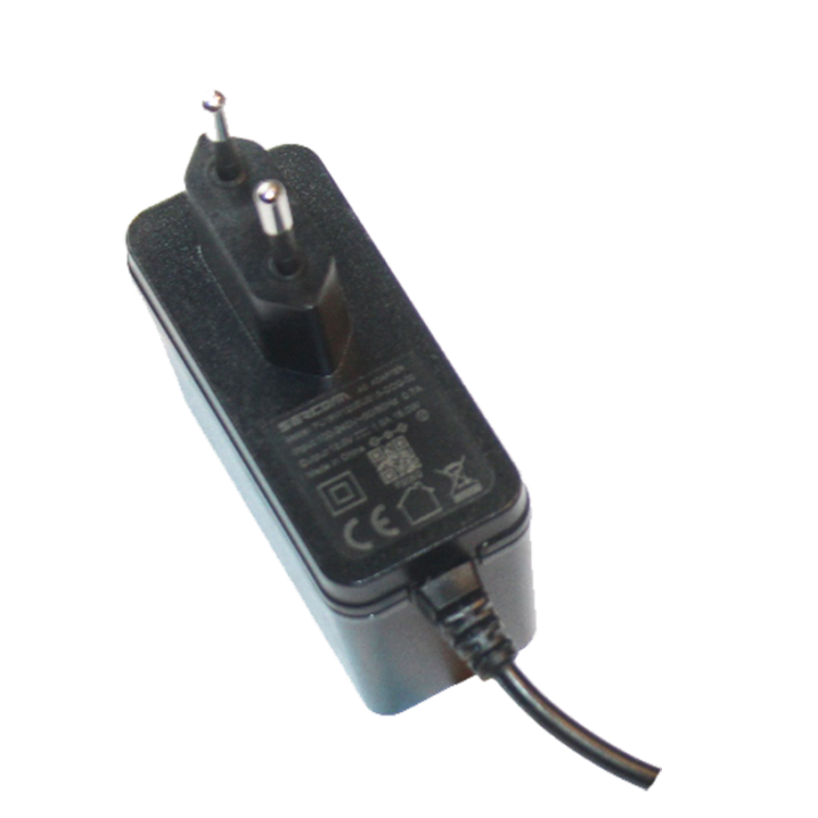 Zasilacz-Ladowarka-LED-DC-12V-1-5A-18W-5-5-2-1-SERCOM-EAN-GTIN-5900945750969.png