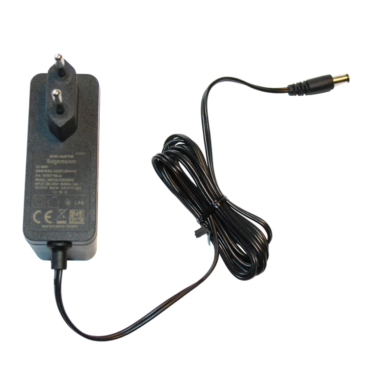 Zasilacz-DC-12V-3A-36W-5-5-2-5-Sagemcom-NBS36J120300VE-do-kamery-LED-Stan-opakowania-zastepcze-Photoroom.png