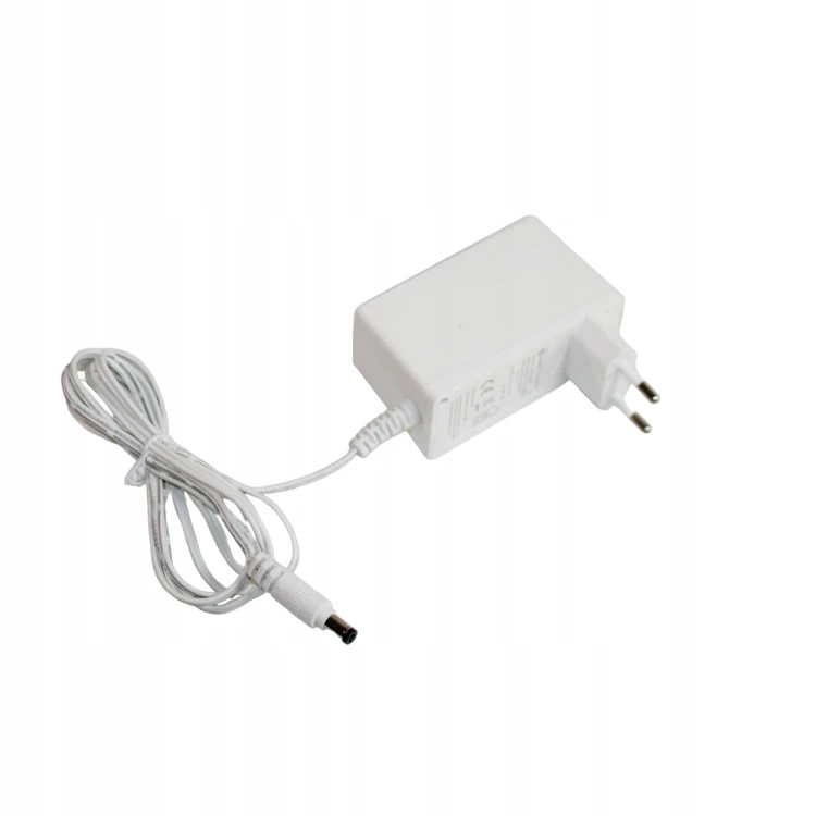 Zasilacz Ładowarka DC 30W 12V 2.5A 5.5/2.1 do kamer routerów modemów CCTV.jpg