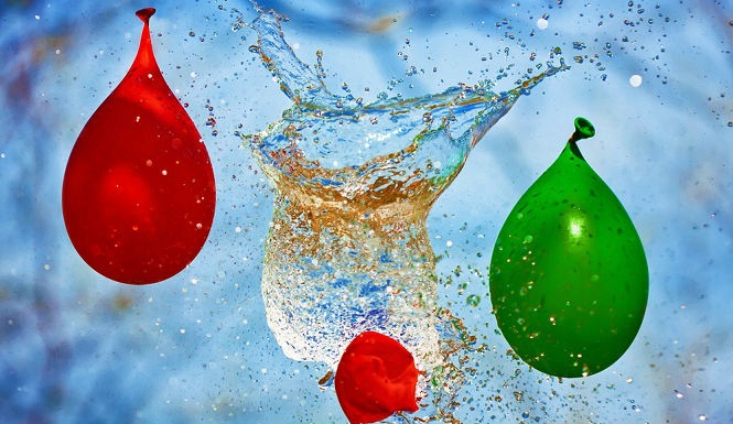 BALONY WODNE BOMBY 111 szt Szybkie Napełnianie Gwint na Śmingus Dyngus.jpg