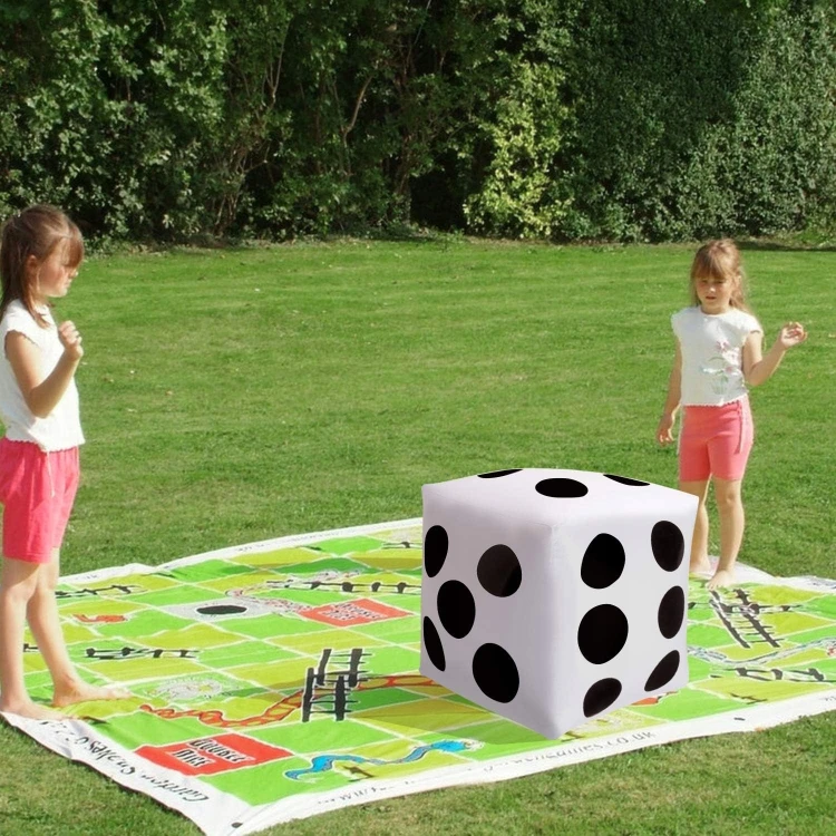 Gigantyczne kostki do gry 2 szt. dużych nadmuchiwanych kostek 50cm.jpg