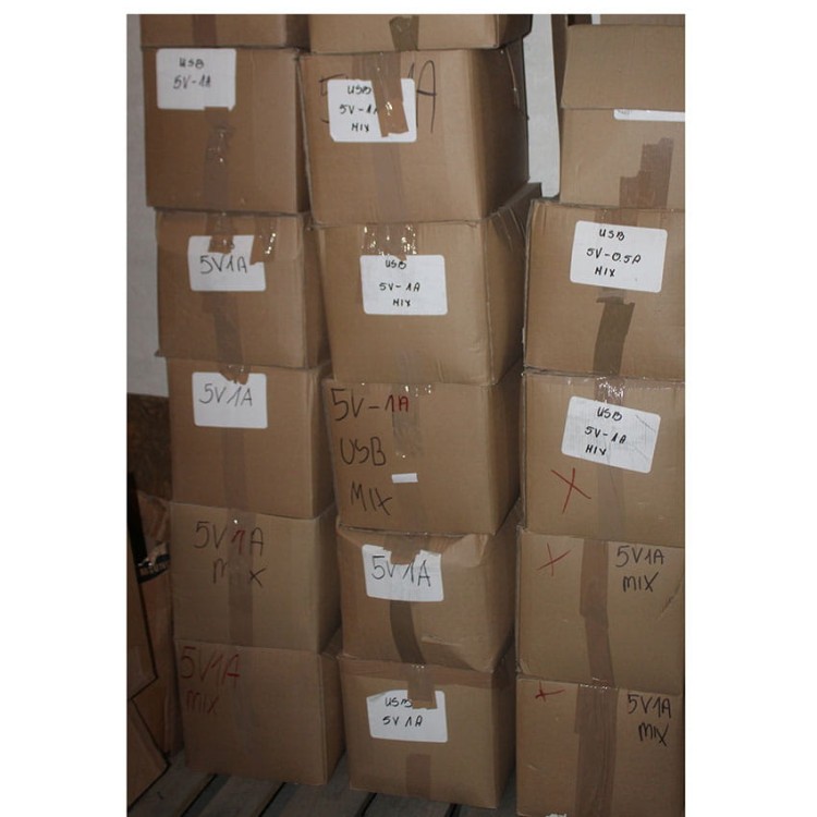 500-kg-zasilacz-ladowarka-na-USB-5V-od-0-5A-do-2A-mix-paleta-EAN-GTIN-5906980007471.jpg