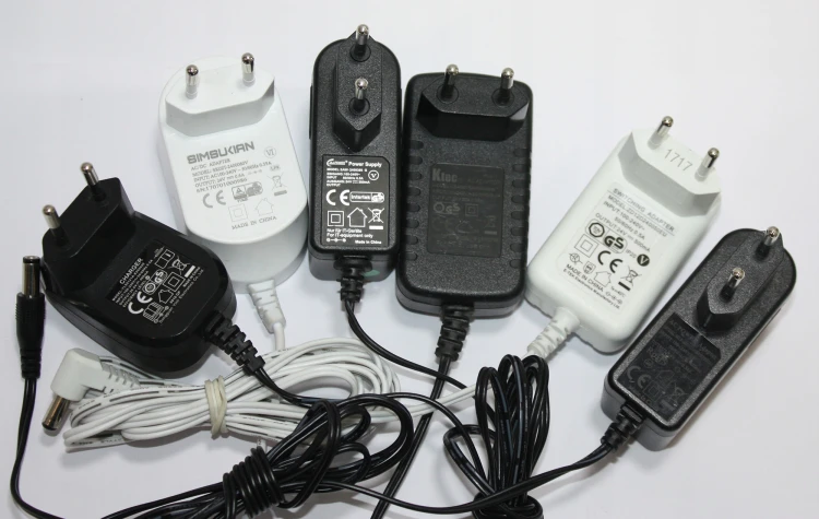 ZASILACZ ŁADOWARKA DC 24V od 1A do 2A wtyczka mix do elektroniki.jpg