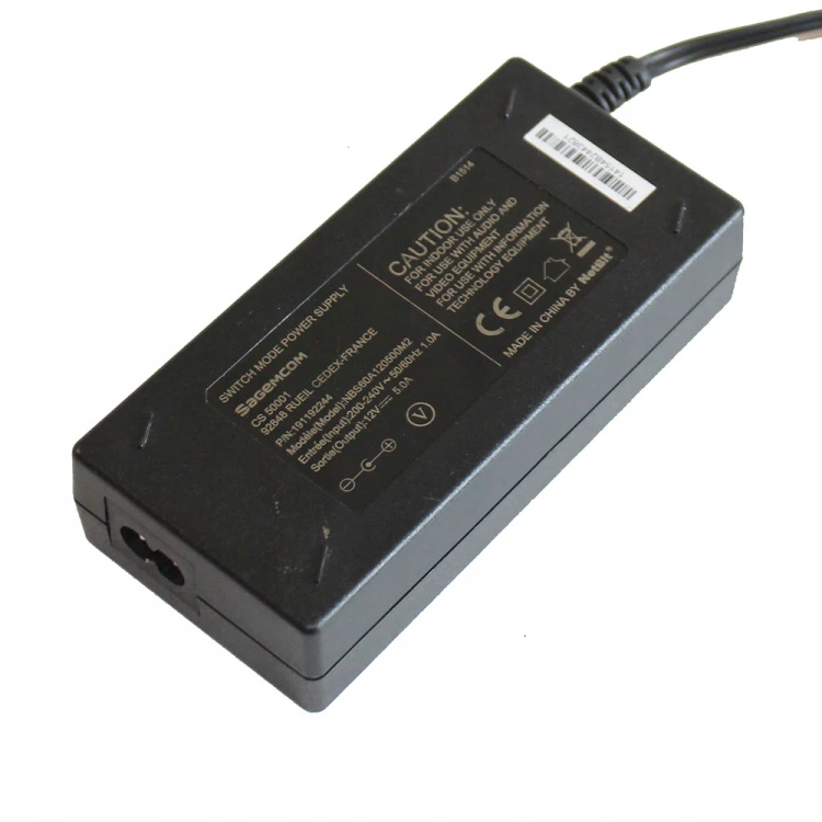 Zasilacz DC 12V 5A 60W 5.5/2.5 Sagemcom do monitora LCD LED.jpg