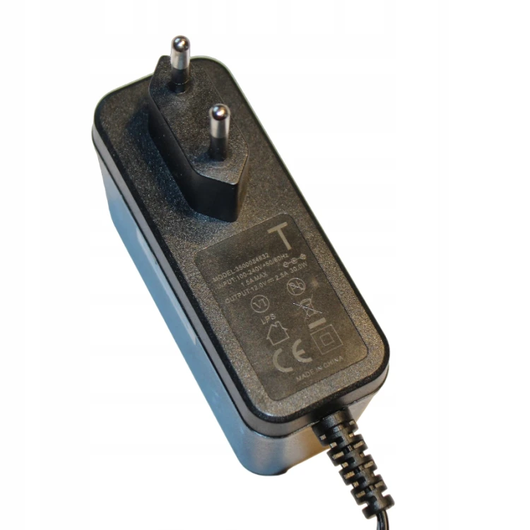 Ładowarka Zasilacz 12V 2.5A 30W do Taśm LED i Listew Meblowych 5.5/2.1 mm.jpg