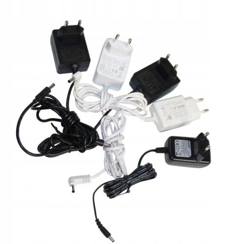 Zasilacz Ładowarka uniwersalna DC 24V 0.5A-0.9A 12W-24W wtyczka 5.5/2.1 mm.jpg