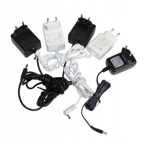 Zasilacz Ładowarka uniwersalna DC 24V 0.5A-0.9A 12W-24W wtyczka 5.5/2.1 mm.jpg