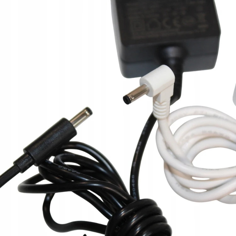 Zasilacz Ładowarka uniwersalna DC 24V 0.5A-0.9A 12W-24W wtyczka 5.5/2.1 mm.jpg