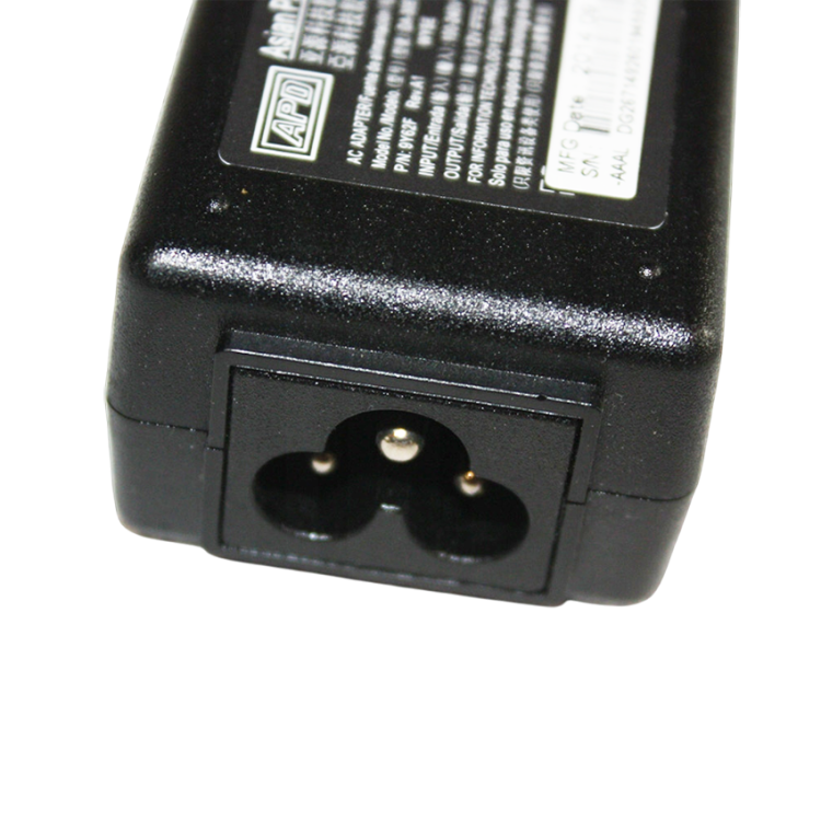 Zasilacz-DC-12V-2-5A-30W-5-5-2-1-APD-DA-30E12-Marka-Inna-Photoroom.png