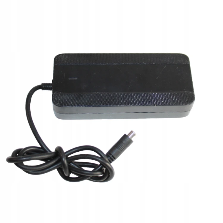 Zasilacz Ładowarka aku Li-ion 48V hulajnoga rower 54.6V 3A 165W BC254480030.jpg
