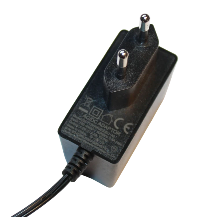 Zasilacz-impulsowy-DC-5V-2A-10W-3-5-1-3-DCT-EAN-GTIN-5904587548724-Photoroom.png