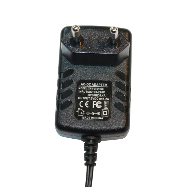 Zasilacz-impulsowy-DC-12V-2-5A-30W-5-5-2-1-TS-A030-Moc-30-W-Photoroom.png