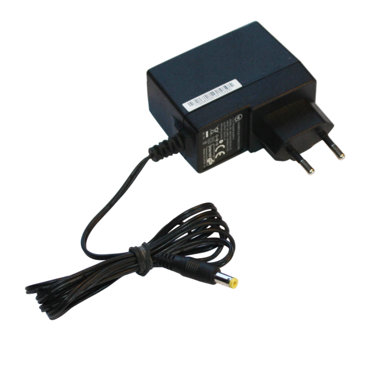 Zasilacz-Ladowarka-15W-15V-1A-DC-WTYCZKOWY-4-8-1-7-LEI-MU18-D150100-C5-Marka-bez-marki-Photoroom.png